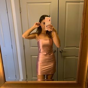 Pink metallic body con dress💖